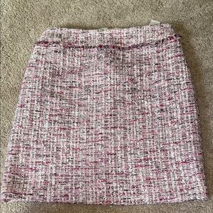 White House Black Market Pink Tweed Pencil Skirt